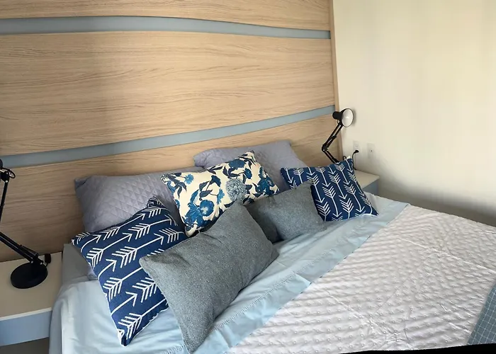 Petit Blue Paradise
